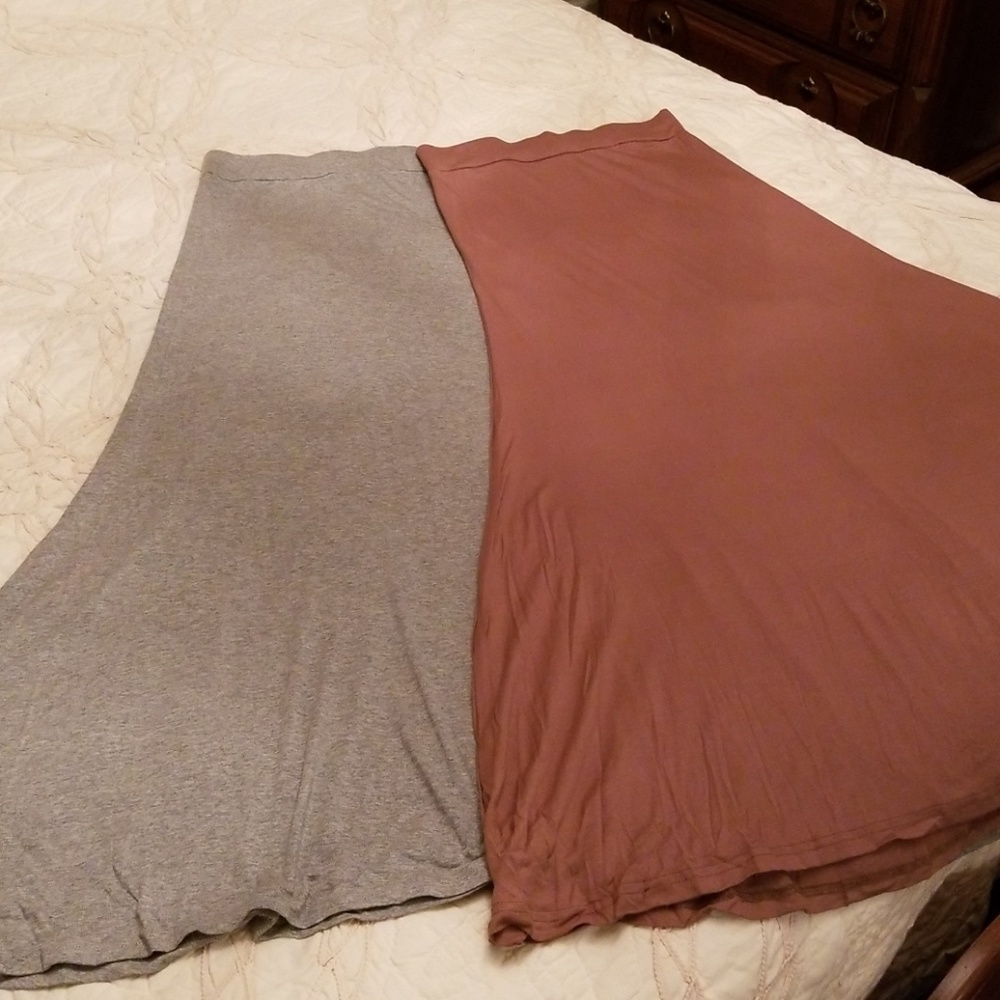 Lot of 2 maxi skirts